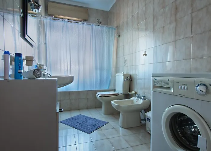 Joanne Nocleg ze śniadaniem 3*